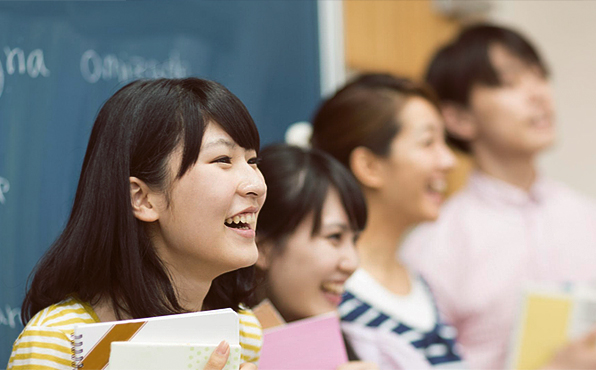 镜头中的科学家，揭示未知世界的探索者